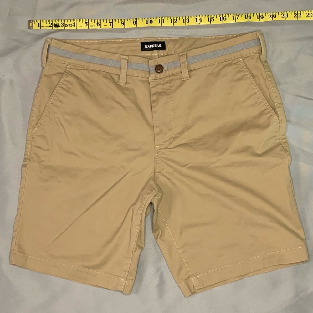 Express Shorts